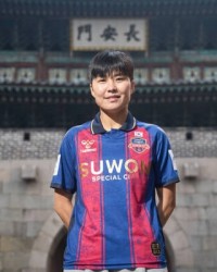 电竞赛事-34岁韩国女足国脚池笑然结束15年留洋，加盟国内球队水原女足