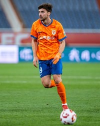 LOL-鲁媒：山东泰山队14日出征深圳，泽卡能否随队要看情况